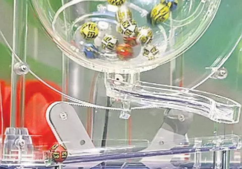 I-a pus Dumnezeu MÂNA în CAP, înainte de CRĂCIUN. Un CERȘETOR român a CÂȘTIGAT la LOTO