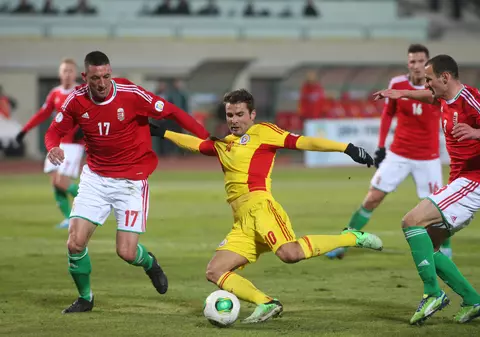 Adi Mutu visează să bată recordul nașului Gică Hagi ajutat de Iordănescu: ^"Nea Puiu mi-a zis: «Apucă-te să joci, că eu o să te chem!». Am avut o problemă cu fostul antrenor, dar nu mai e la națională. Sunt sigur că voi primi altă șansă. Poate la Euro 2016!”