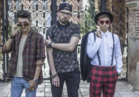 PREMIERĂ LIBERTATEA.RO | Băieţii lansează videoclipul piesei "Dragostea în lanţuri"