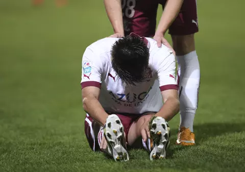 Plecările de la Rapid continuă. Fanii vor lua foc când vor afla cine a fost îndepărtat din Giulești!