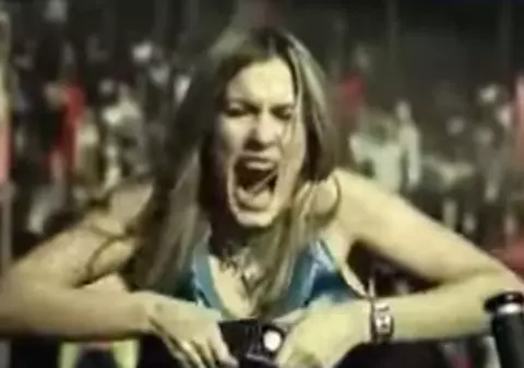 BĂRBAȚI contra FEMEI! Cine CÂȘTIGĂ? VIDEO