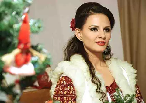 Fiica Mioarei Pitulice, PRIMUL VIDEOCLIP cu EFECTE 3D, realizat pentru un COLIND  | VIDEO