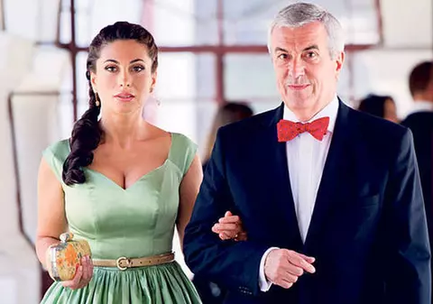 Călin Popescu Tăriceanu a DEVENIT TATĂ la 62 de ani. SOȚIA lui a NĂSCUT