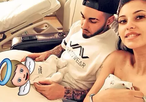 Băieţelul Antoniei şi al lui Alex Velea îşi concurează părinţii la încasări! A strâns 2.000 € în prima zi de viaţă