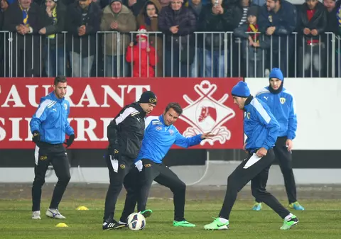 Cosmin Contra a primit răspunsul de la chinezi pentru Adrian Mutu 