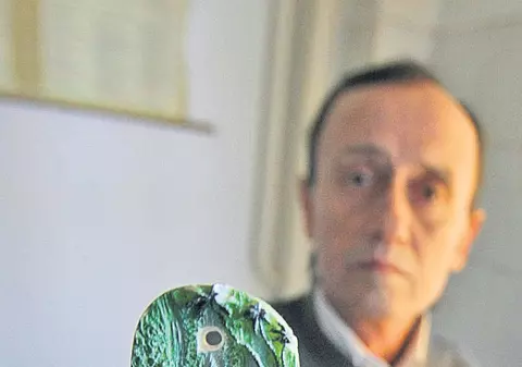 ELCEN, RADET și Primăria Capitalei fac alba-neagra cu apa caldă și căldura. Bucureștenii sunt revoltați: «Ne-am saturat să stăm în frig»