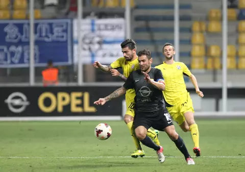 CULISE / De ce ar RENUNŢA Mutu ACUM la fotbal. Toate MOTIVELE