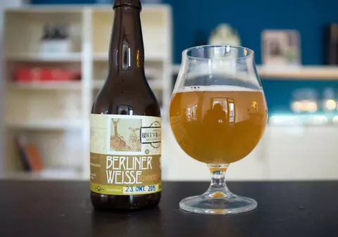 De ce e bine să consum un pahar de alcool ZILNIC