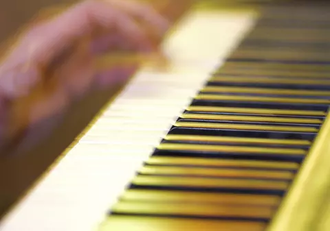 OPERA lui Beethoven, INSPIRATĂ de BOALA sa. Cum își COMPUNEA CAPODOPERELE MUZICALE