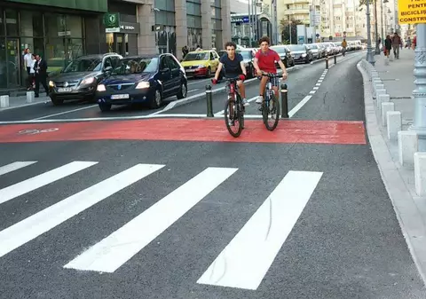 Calea Victoriei devine stradă pietonală. Vezi ce planuri are Primarul Capitalei