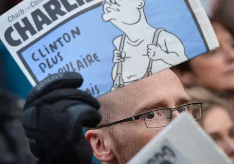 Ăsta da curaj! Viitorul număr al revistei Charlie Hebdo va conţine caricaturi cu Profetul Mahomed