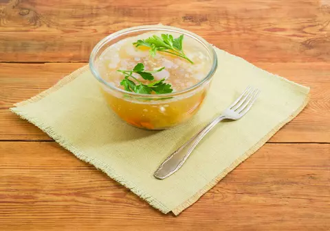 E diferenţă între aspic şi piftie?