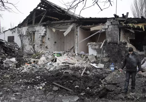 Kievul acuză Rusia: 700 de militari ruşi au pătruns astăzi în Ucraina