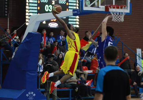 Energia, învingătoare în Kazahstan, în Europe Cup, Steaua - umilită de turci în Eurocup