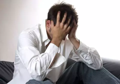 Se împiedică în idei: deputații au patru proiecte privind falimentul personal, și tot nu fac nimic!  