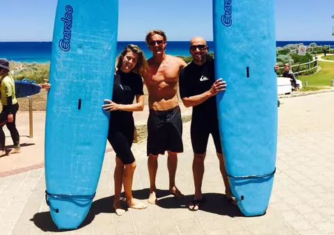 Simona Halep câştigă turnee, iar Eugenie Bouchard se distrează la mare