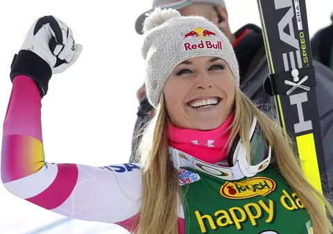 A uitat de Tiger, dar e ca un tigru! Lindsay Vonn spulberă totul de pe pistă