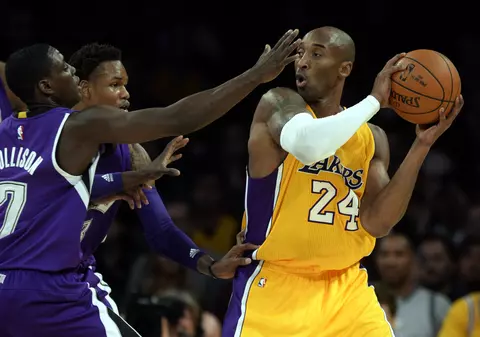 Lovitură dură pentru Lakers. Kobe Bryant va absenta nouă luni! / VIDEO