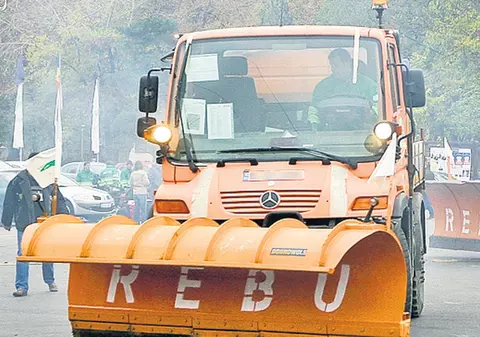 CE NE ENERVEAZĂ | Mașinile de deszãpezire ce merg pe uscat!