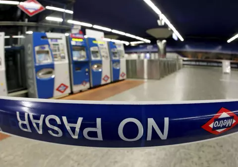 UPDATE | PANICĂ în SPANIA. Stație de metrou din Madrid, EVACUATĂ din cauza unei ALERTE cu BOMBĂ