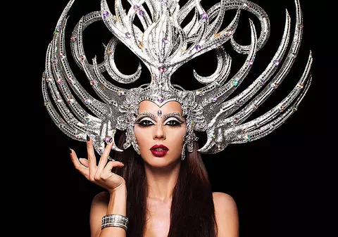 A ”COMIS-O” din nou! Oana Craioveanu, prietena Lorei, A POZAT APROAPE GOALĂ | FOTO