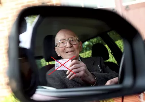 Ce-s 28 de ani? Un bărbat a șofat peste un sfert de veac fără permis