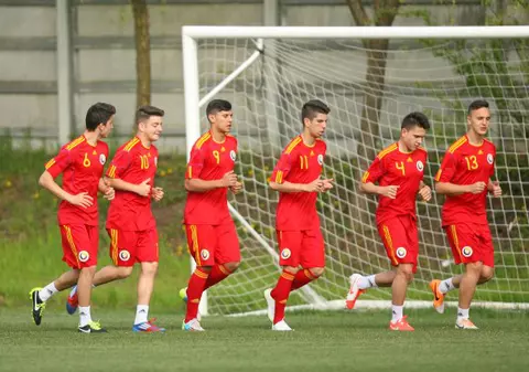 Antrenorul Bogdan Vintilă a stabilit lotul de 25 de jucători pentru prima acțiune din 2015 a reprezentativa Under 17 