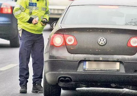 Angajaţii MAI vor primi, din 2015, sporuri de 75%