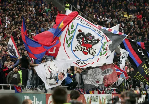 Ultraşii Stelei susţin Armata în SCANDALUL MARCA: ^”Faceţi altă echipă şi o susţinem necondiţionat în ligile inferioare”