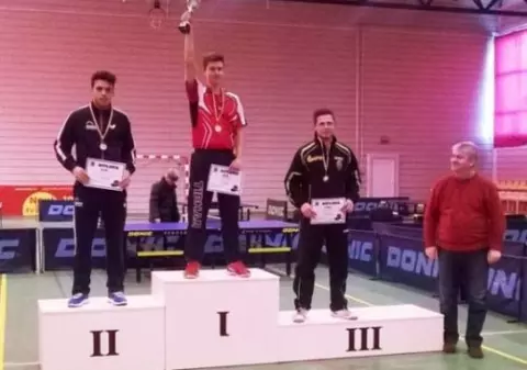 Cadetul Cristian Pletea a câştigat Top 12 România la seniori
