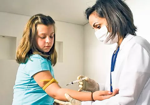 Internaţi în spital, după vaccinul antitetanos