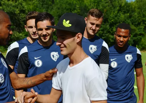 Fascinanta poveste a fotbalistului petrolist care a învins cancerul! Care e prețul plătit!