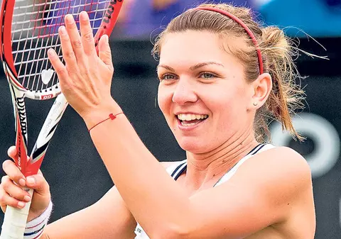 SIMONA HALEP-CAROLINE WOZNIACKI în semifinale la Dubai (ora 17:00). LIVE VIDEO la DIGI SPORT