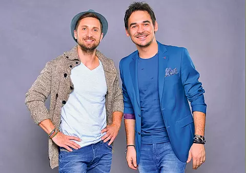 Trezitul dimineața le-a conservat fața! Răzvan și Dani, la fel de tineri, dar mai stilați, după șapte ani de matinal