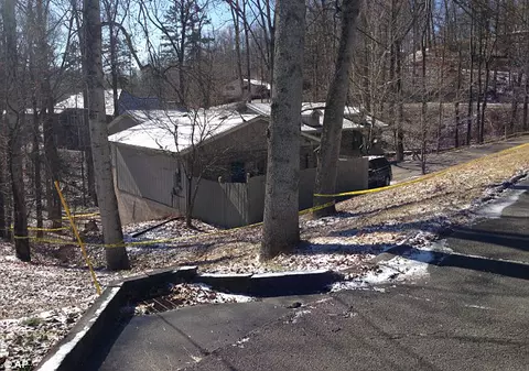 Un jucător de fotbal și-a UCIS toată familia și a fost împușcat de poliție! / GALERIE FOTO