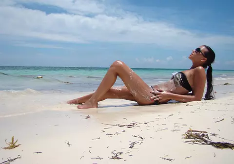 ȘOC! Mutu nu poate divorța de Consuelo! ^Cine nu-i dă voie și ce riscă dacă o ”comite” / GALERIE FOTO CU NOUA LUI IUBITĂ