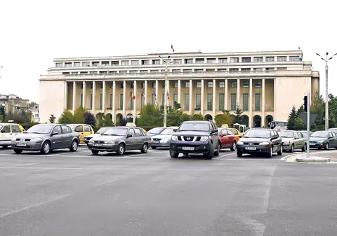 Reguli noi pentru revoluţionari