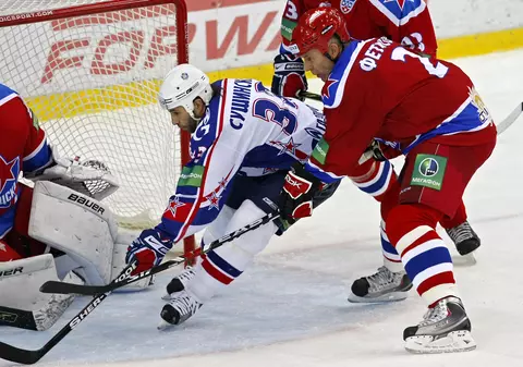 Hocheiștii din naționala URSS au urinat sânge ca să fie cei mai buni din lume!