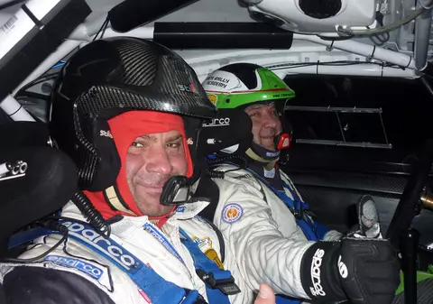 Și-a umflat mușchii la raliuri! / GALERIE FOTO