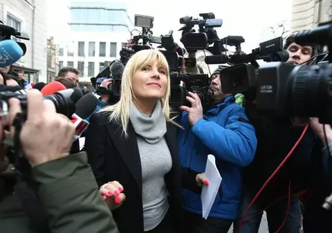 UPDATE | În drum spre Parlament, Elena Udrea a nimerit la DNA