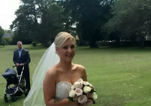 NOAPTEA NUNȚII TREBUIA SĂ FIE PASIONALĂ! Ce a făcut SOȚUL CÂND i-a văzut ROCHIA miresei te va ȘOCA!