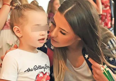 Antonia, atacată dur de socrul ei: ”Maya înţelege că a fost abandonată de mamă” 