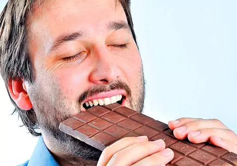 Tu știi de ce ți se face poftă de anumite alimente? 