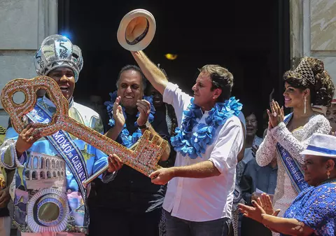 Peste 100 de MILIOANE de PREZERVATIVE pentru turiștii de la CARNAVALUL de la Rio!