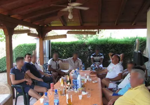 Un campion mondial, alături de lideri ai Mafiei. Cine se ascunde în această poză?