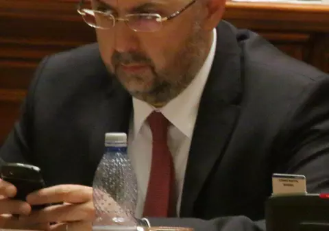 Kelemen Hunor, mesaj către coaliţia PSD-ALDE: Are responsabilitarea de a nu continua acest circ politic