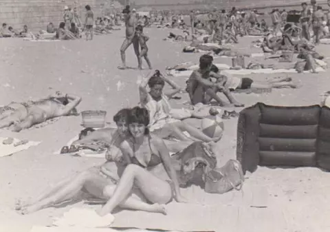 FOTO: CUM ARĂTA LITORALUL ROMÂNESC ÎN ANII '80