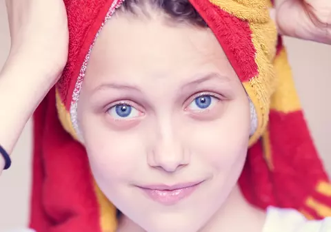 Ce fel de persoană eşti în funcţie de PRIMA ZONĂ A CORPULUI pe care o ştergi când ieşi de la DUŞ