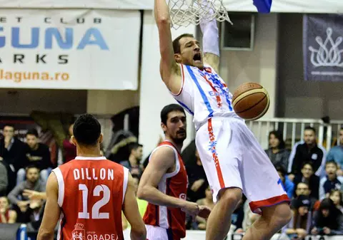 Steaua CSM va disputa meciurile din Play-Off în Sala Polivalentă din București