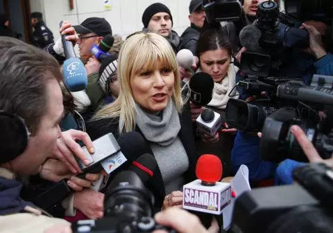 Elena Udrea atacă dur din spatele gratiilor! Vezi ce le spune procurorilor!